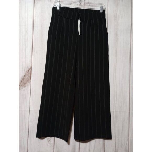 Coco Carmen‎ Pants Ladies Small Black Capri Wide Leg Pull On Waist - Picture 1 of 6